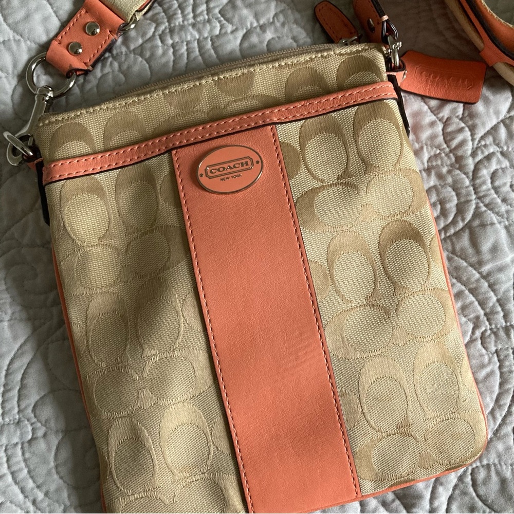 COACH CROSSBODY HANDBAG
